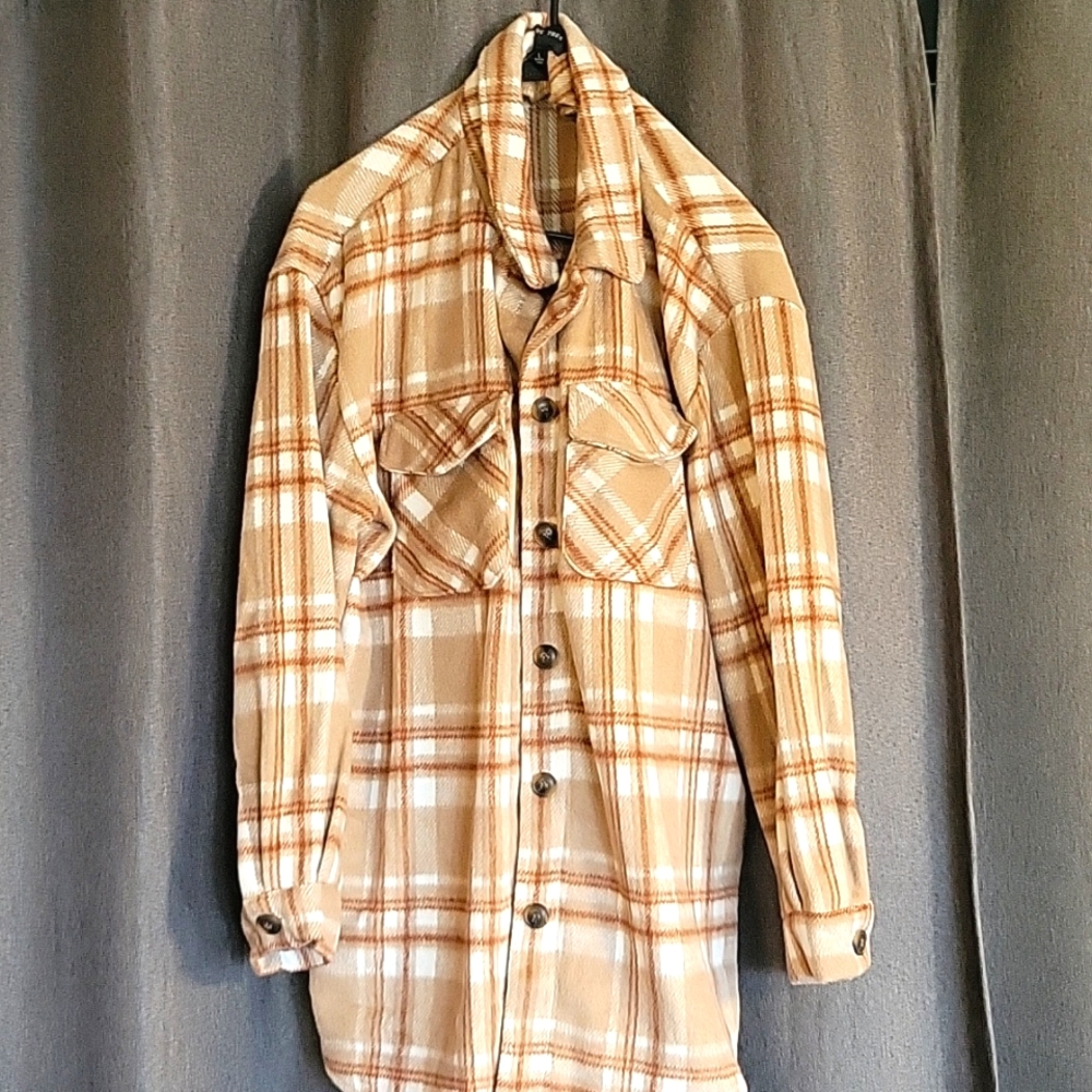 Love tree shacket